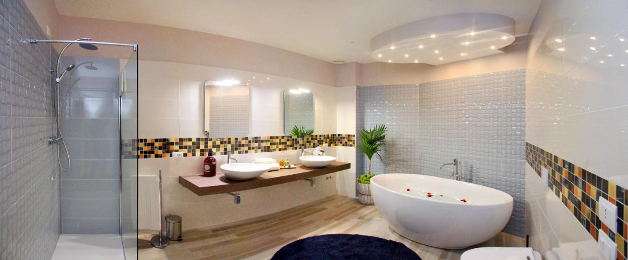 Relais Marlene Bed & Breakfast อาเวซซาโน ภายนอก รูปภาพ